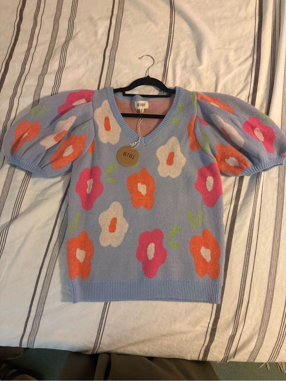 BiBi Light Blue Floral V‑Neck Knit Top